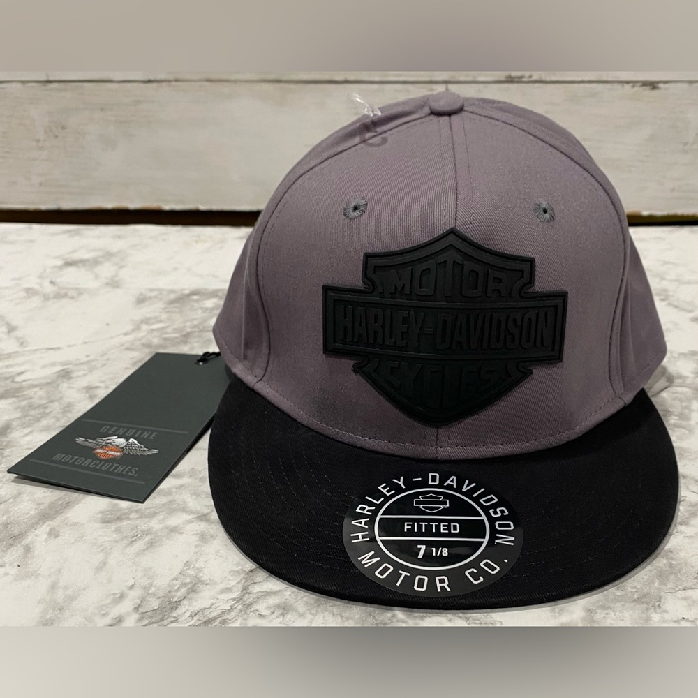Harley Davidson Bar Shield Rubber Logo Gray Fitted Cap Hat Small 7 1/8 Woven NWT
